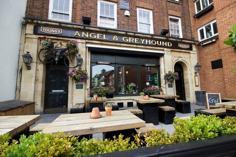 Bar The Angel and Greyhound em Oxford