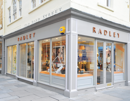 Sapataria Radley na Rua South Molton Street em Londres