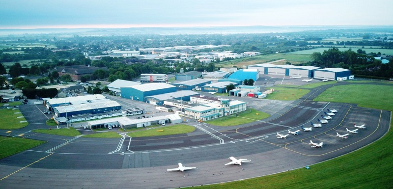 Vista aérea do Aeroporto Internacional de Oxford