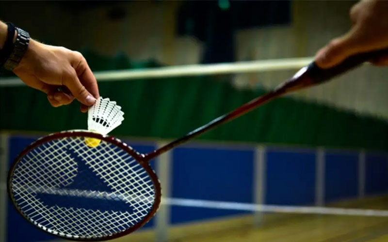 Jogo de badminton em Londres