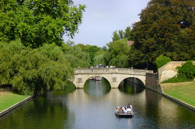 Lago em Cambridge